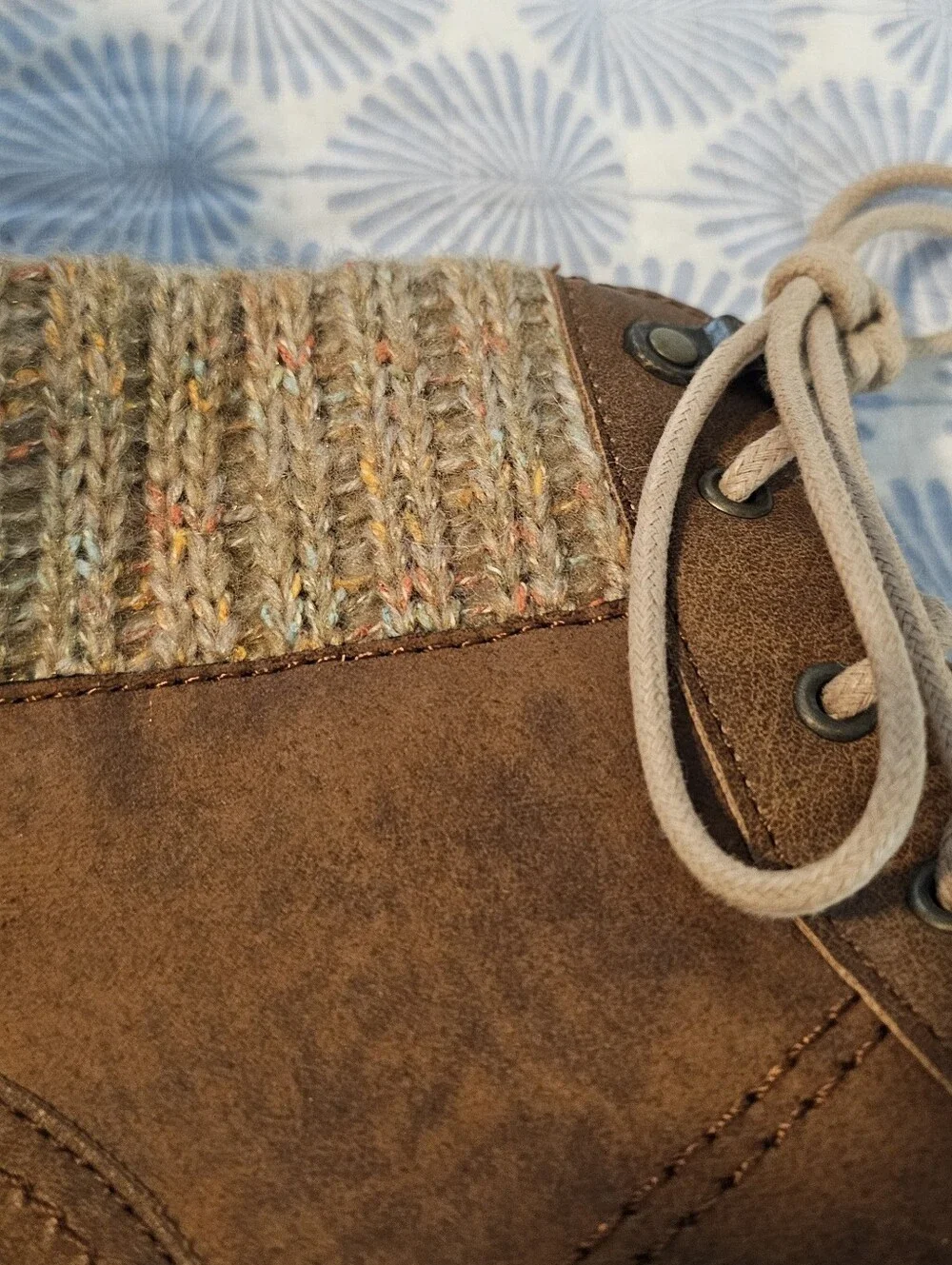Girls SIze 4 Brown Back-Zip Casual Above the Ankle Boots by Mudd (Kohls)